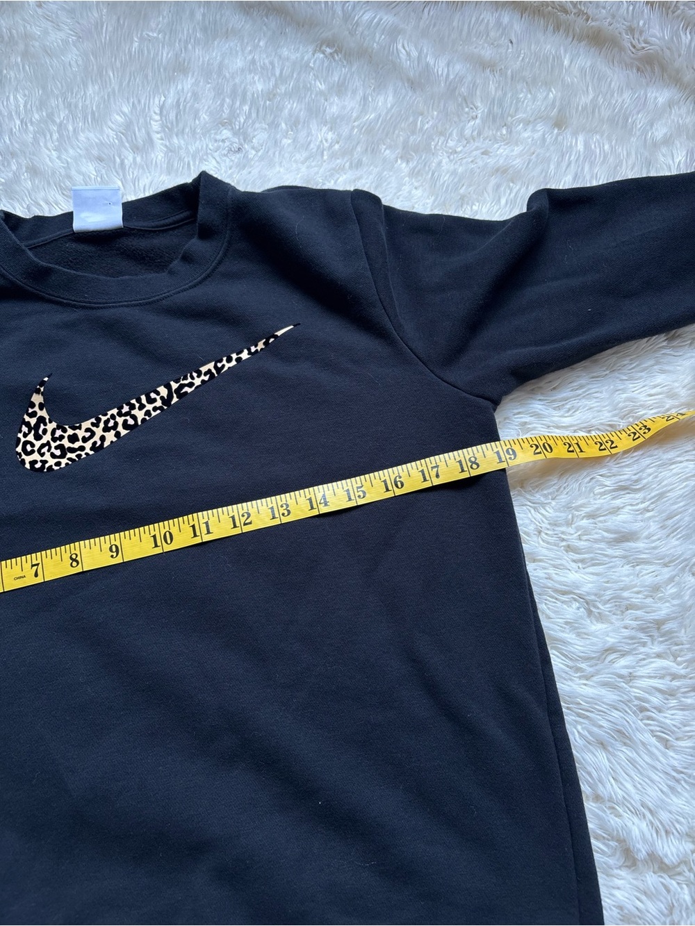 Nike Black Crewneck Sweatshirt with Leopard Swoosh and matching leggings - Picture 6 of 16